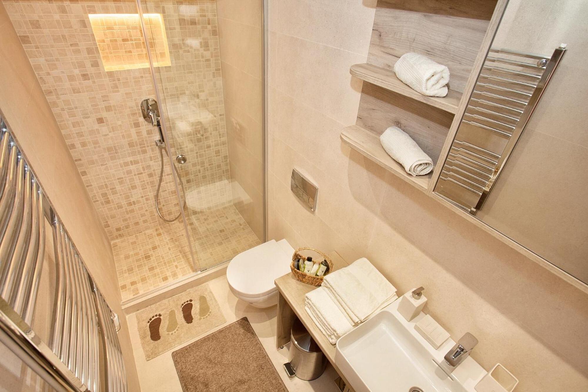 Hostgost Selected Suites - Skadarlija Square Beograd Eksteriør bilde